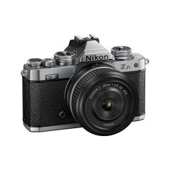 Nikon Z fc + NIKKOR Z 28mm F/2.8 SE